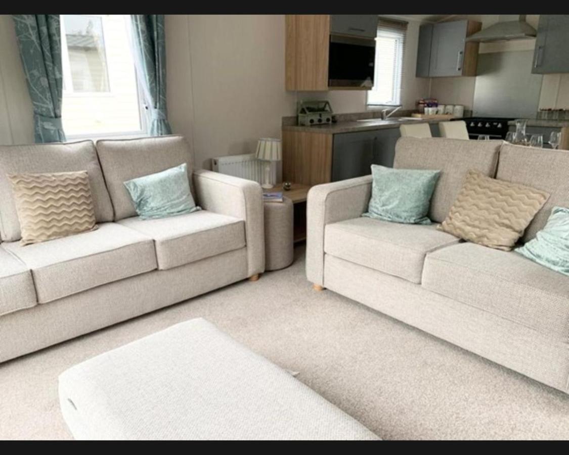 Villa Exotic 3-Bed Caravan At Newquay Holiday Park Exterior foto