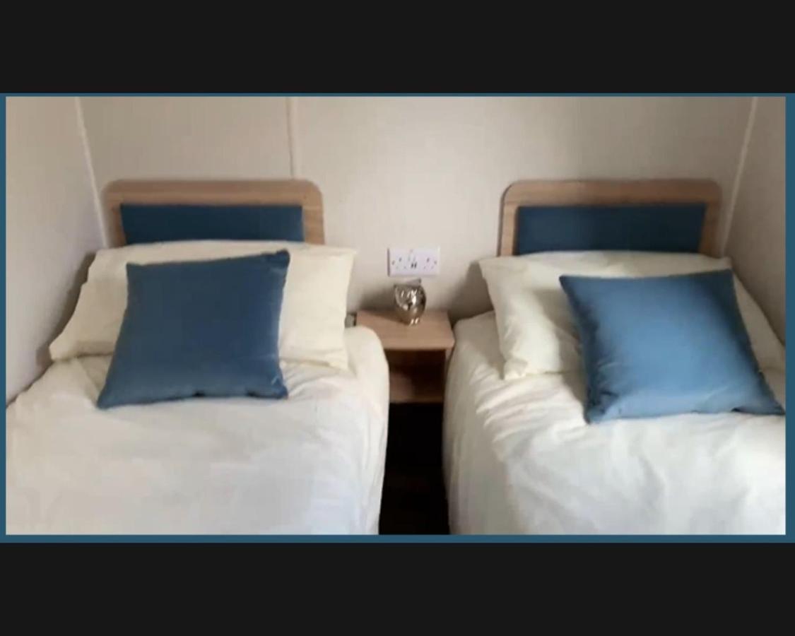 Villa Exotic 3-Bed Caravan At Newquay Holiday Park Exterior foto