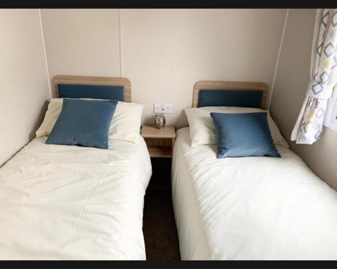 Villa Exotic 3-Bed Caravan At Newquay Holiday Park Exterior foto
